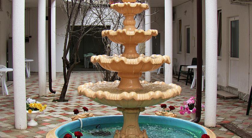 Гостиница Hollywood Guest House Геленджик