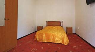 Гостиница Hollywood Guest House Геленджик Номер -27