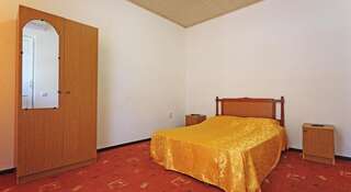 Гостиница Hollywood Guest House Геленджик Номер -33