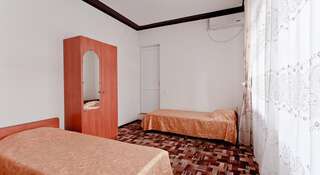 Гостиница Hollywood Guest House Геленджик Номер -15