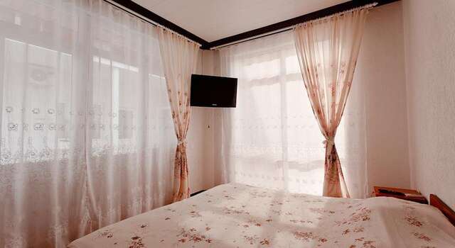 Гостиница Hollywood Guest House Геленджик-3